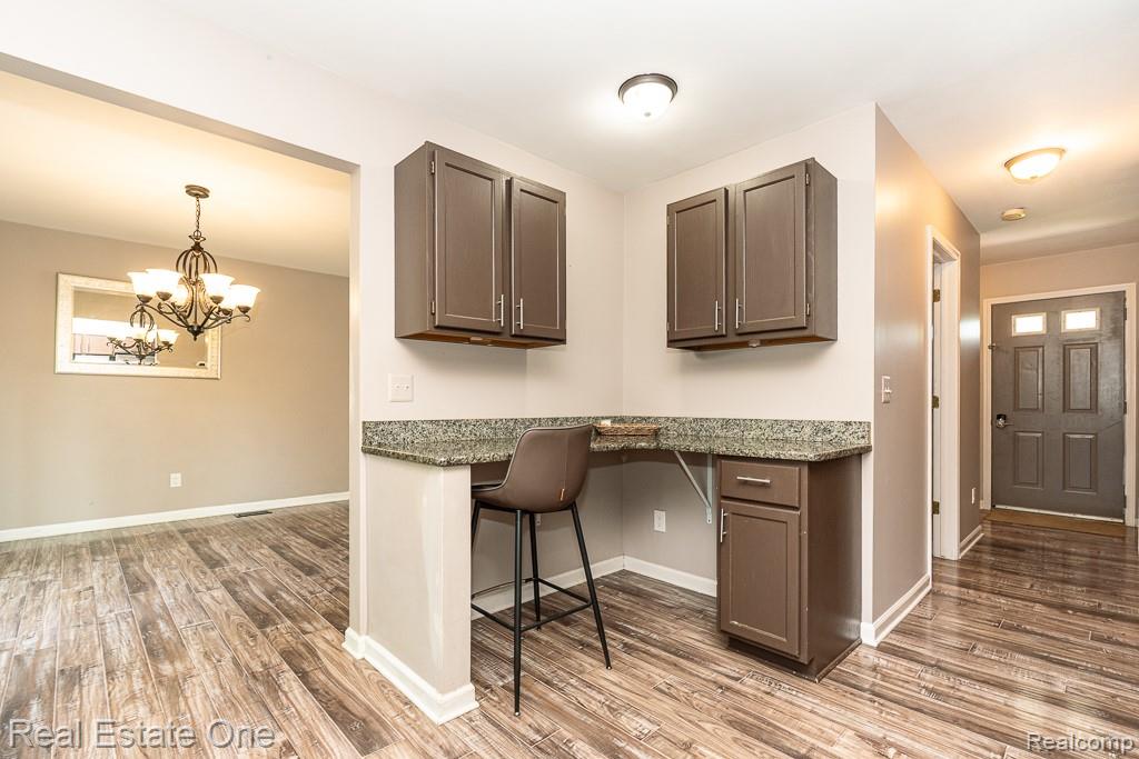 668 Sherry Drive, Lake Orion, MI 48362 — Photo 13
