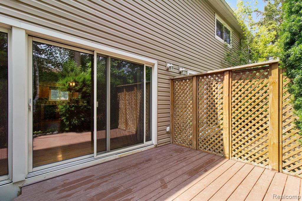 779 KIRTS Boulevard, Troy, MI 48084 — Photo 42