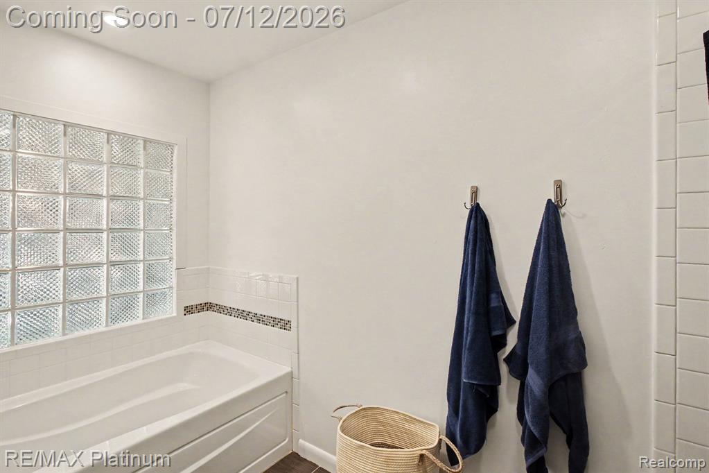 6317 Kevin Drive, Brighton, MI 48116 — Photo 12