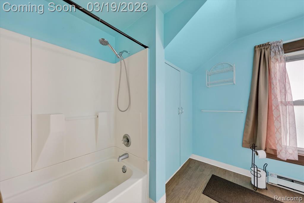 33 Ferrin Place, Mount Clemens, MI 48043 — Photo 22