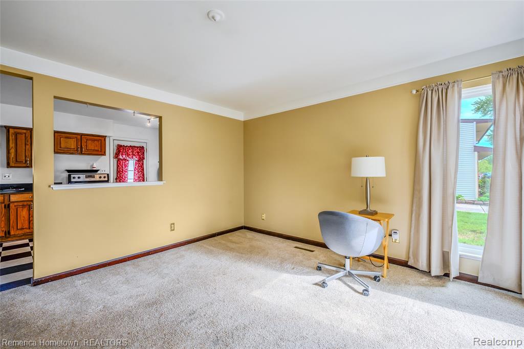 6842 Geronimo Street, Westland, MI — Photo 5