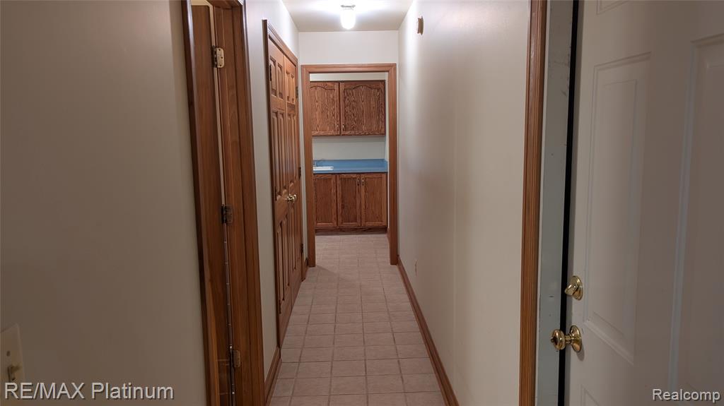 4066 W Knoll, Milford, MI 48380 — Photo 24