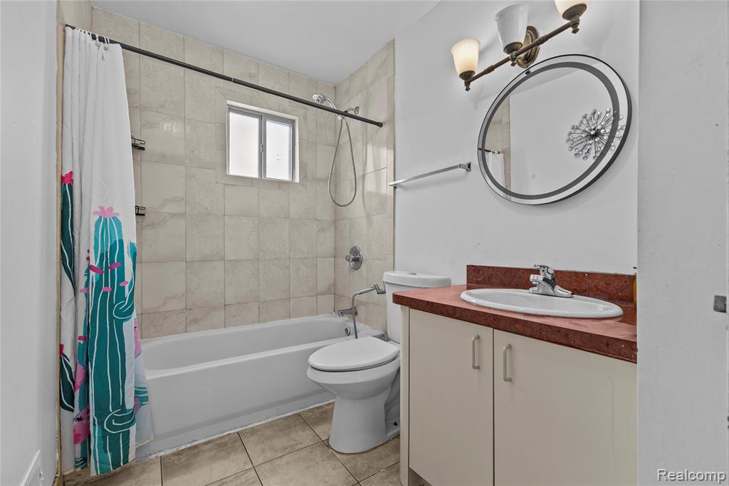 6795 Heyden Street, Dearborn Heights, MI 48127 — Photo 16