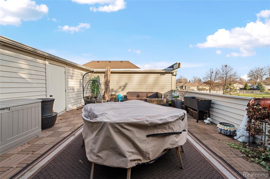 8309 Colony Drive, 21, Grosse Ile, MI 48138 — Photo 18