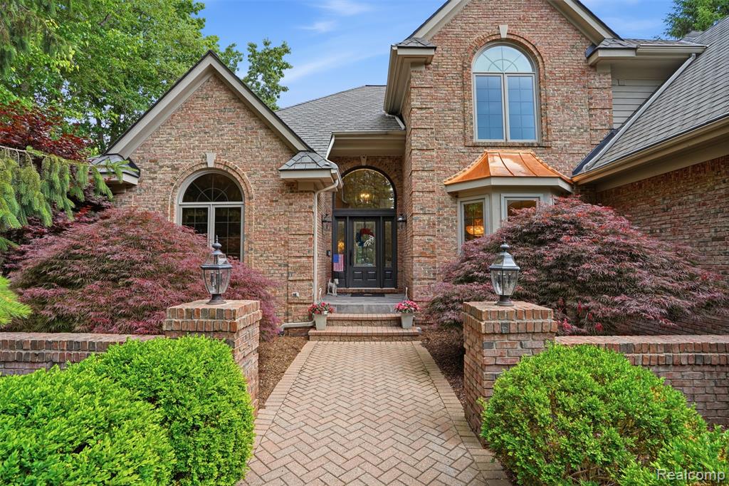 5483 Lake Ridge Drive - Photo 3