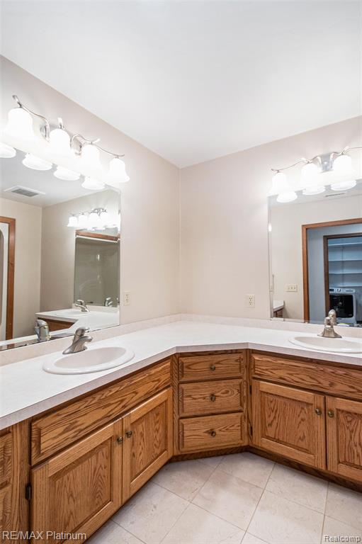 4352 Fenton Road, Hartland, MI 48353 — Photo 27