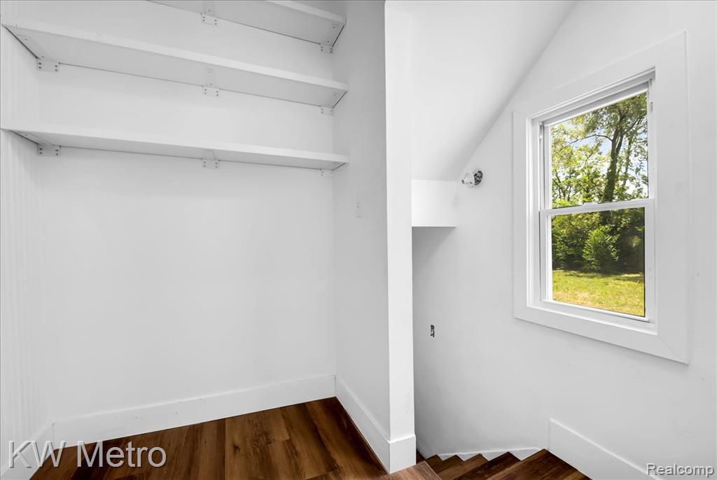1685 Glynn Court, Detroit, MI 48206 — Photo 12