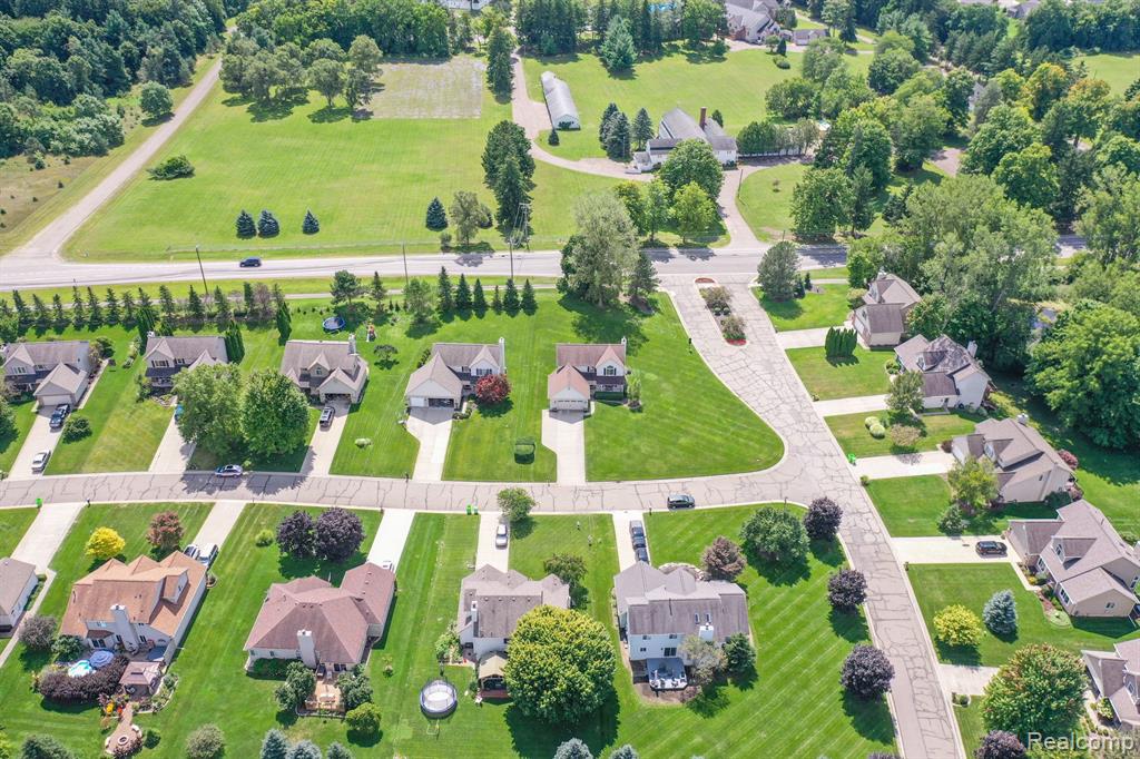 687 SANDPIPER Way, Oxford, MI 48371 — Photo 8