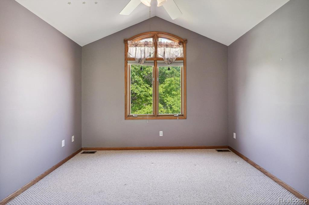 4747 WINDBERRY Lane, Milford, MI 48380 — Photo 30