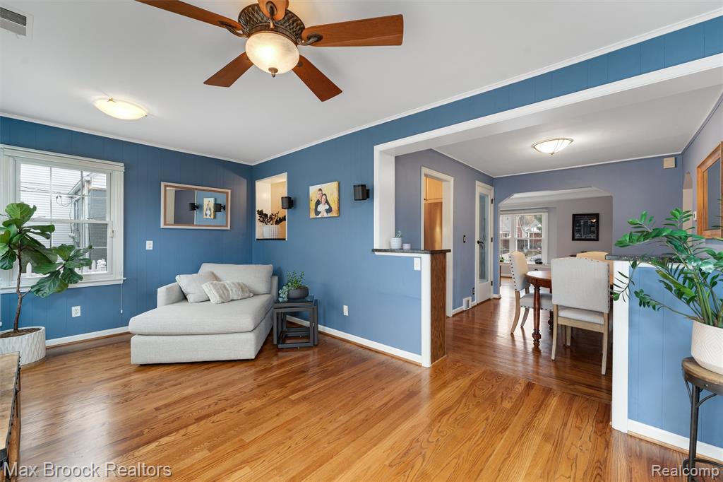 4321 Robinwood Avenue, Royal Oak, MI 48073 — Photo 12