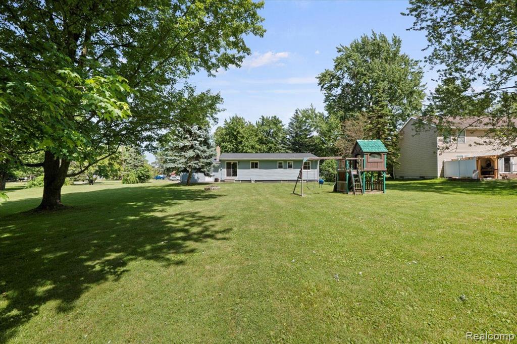 5116 WAKEFIELD Road, Grand Blanc, MI 48439 — Photo 40