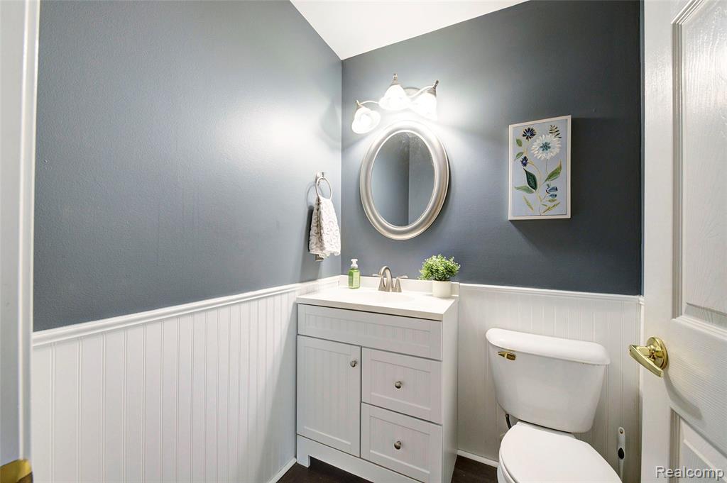 702 Westhills Drive, South Lyon, MI 48178 — Photo 37