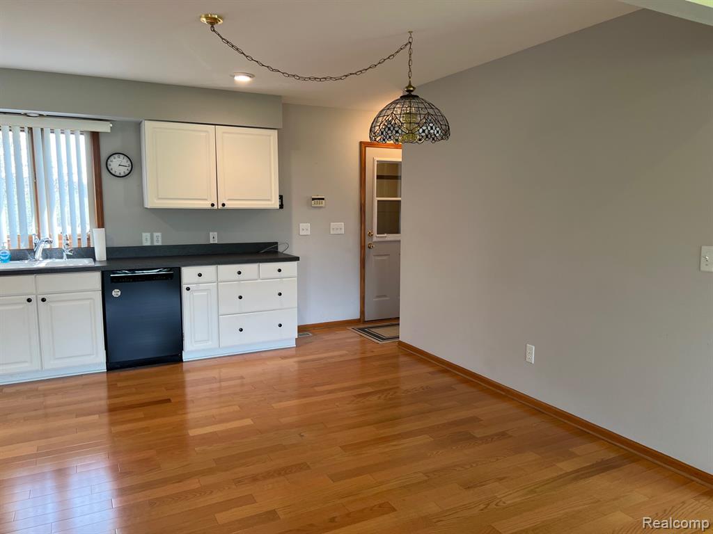 4198 MCDOWELL Road, Lapeer, MI 48446 — Photo 7