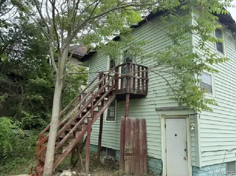 420 E Dayton Street, Flint, MI 48505 — Photo 2