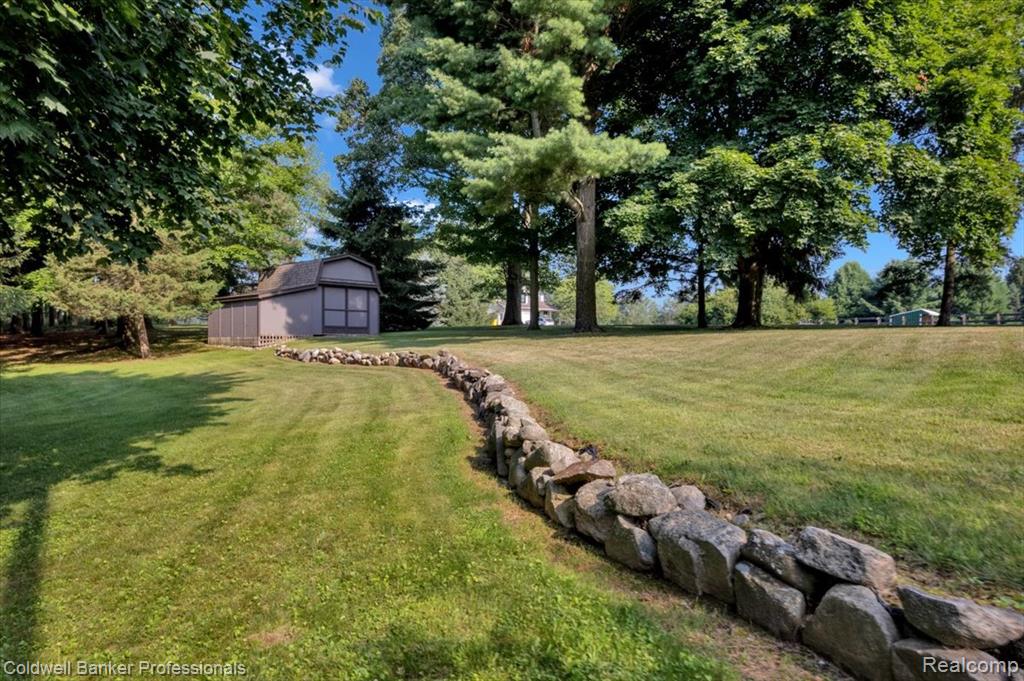 3252 Hosner Road, Dryden, MI 48428 — Photo 21