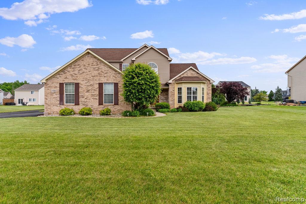 7190 Westminster Circle, Grand Blanc, MI 48439 — Photo 2