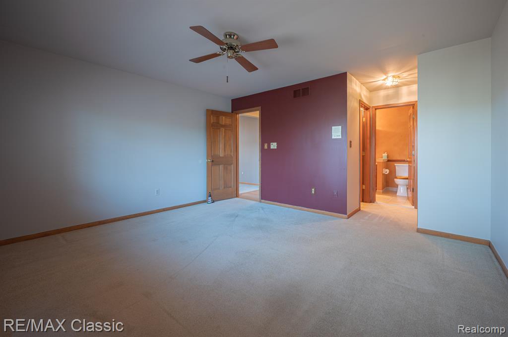1049 ELMWOOD Drive, 13, Brighton, MI 48116 — Photo 22