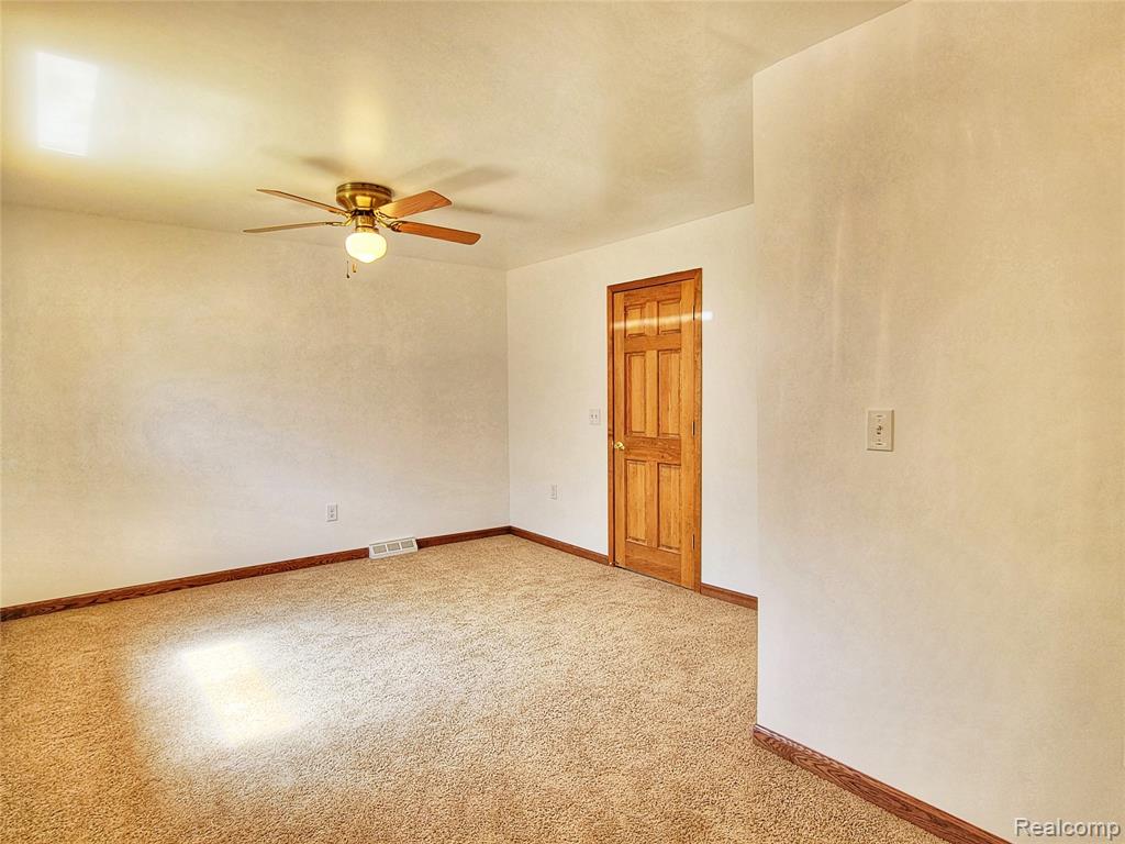 712 Wolverine Drive, Wolverine Lake, MI 48390 — Photo 35