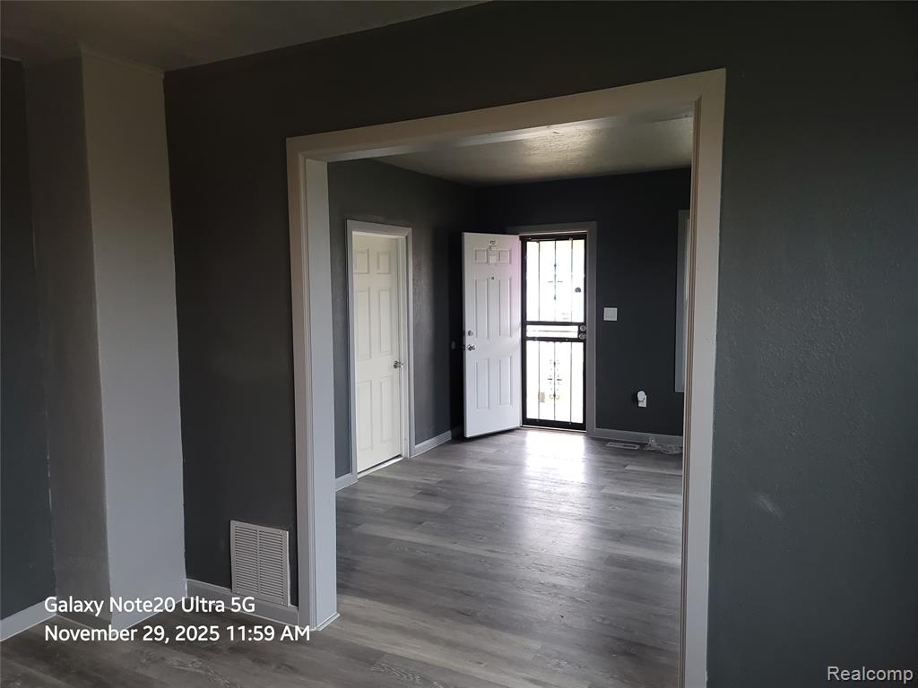 630 E Dartmouth Street, Flint, MI 48505 — Photo 16