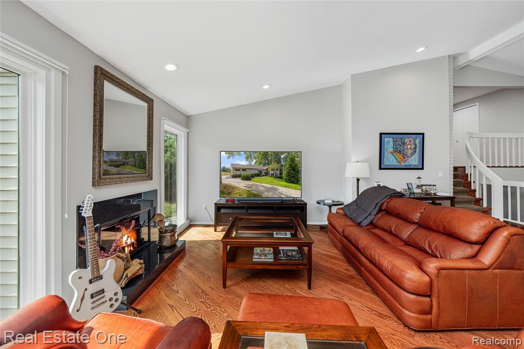 4261 Lakeridge Court, Bloomfield Hills, MI 48302 — Photo 13