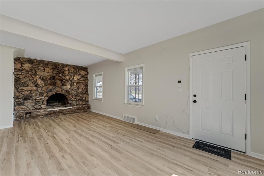 917 N Perry Street, Pontiac, MI 48340 — Photo 10