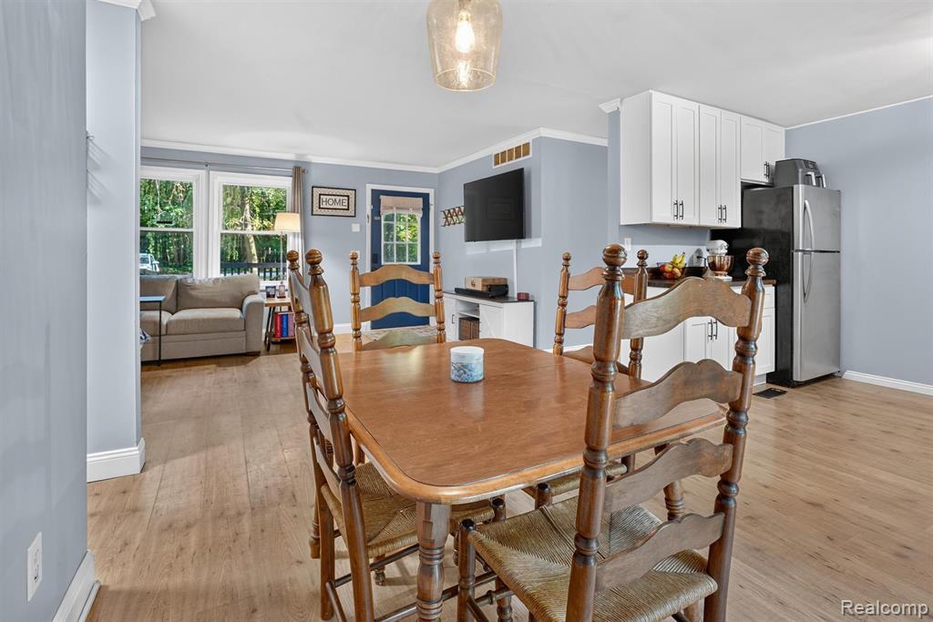8696 Sargent Road, Fowlerville, MI 48836 — Photo 12