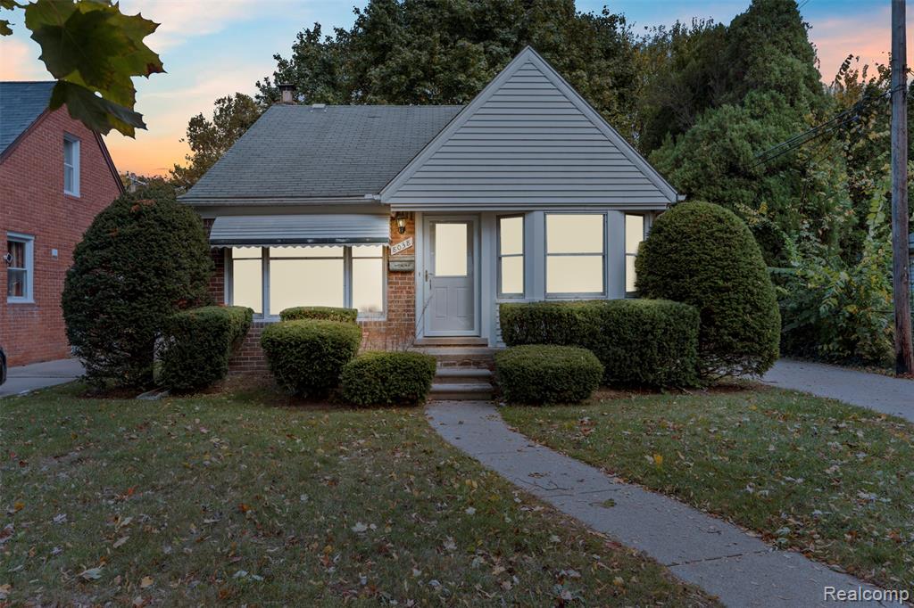 8038 Riverdale Street, Dearborn Heights, MI 48127 — front exterior