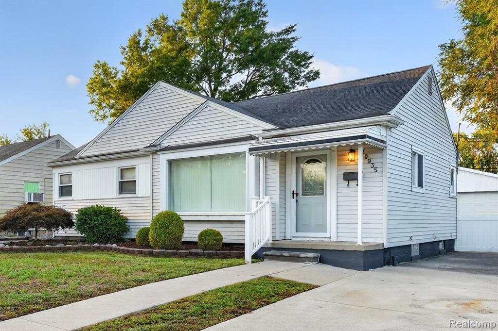30935 Sheridan Street, Garden City, MI