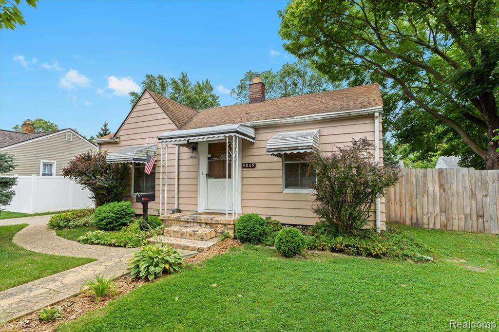 4069 GRIFFITH Avenue, Berkley, MI 48072 — Photo 2