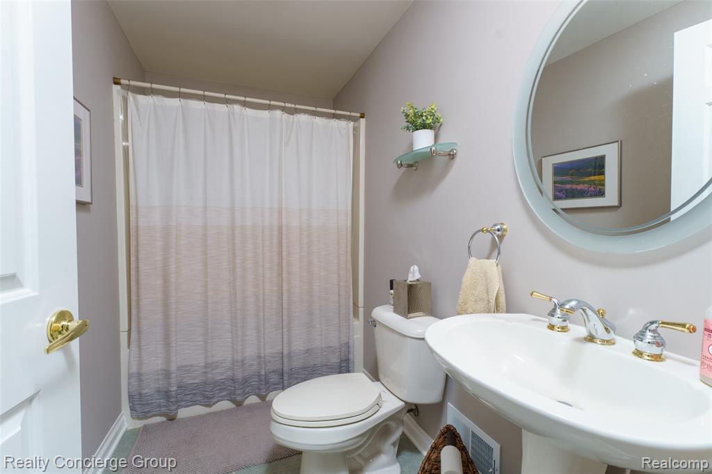 6276 CHAD Court, Brighton, MI 48116 — Photo 36