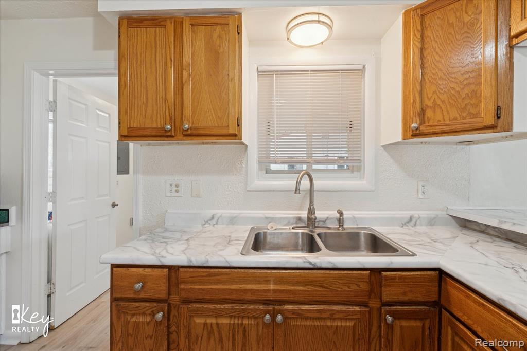 1125 Zephyr Street, Ypsilanti, MI 48198 — Photo 12