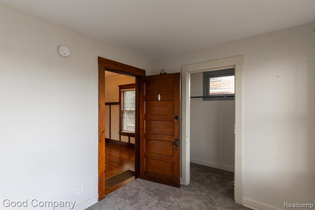 909 S Center Street, Royal Oak, MI 48067 — Photo 10