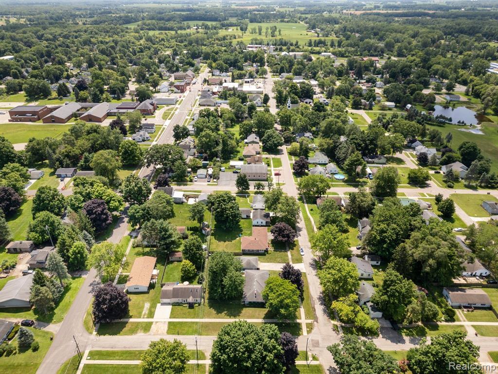 428 N SUMMIT Street, Webberville, MI 48892 — Photo 28