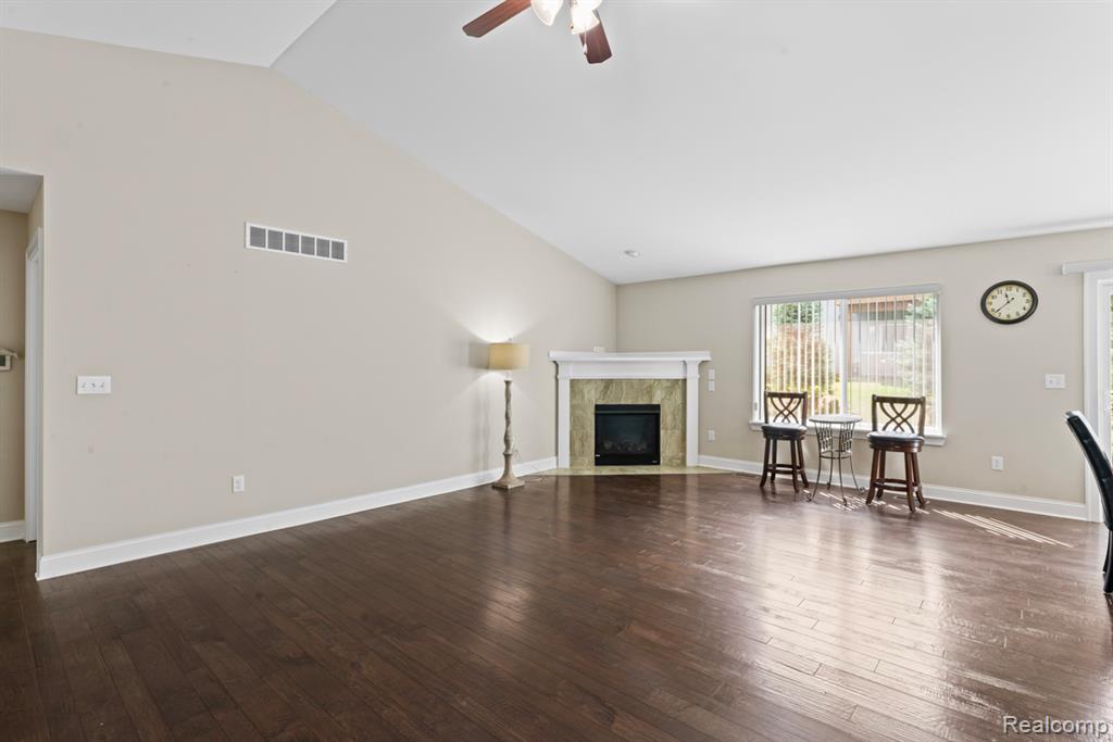 457 HOSTA, Howell, MI 48843 — Photo 7