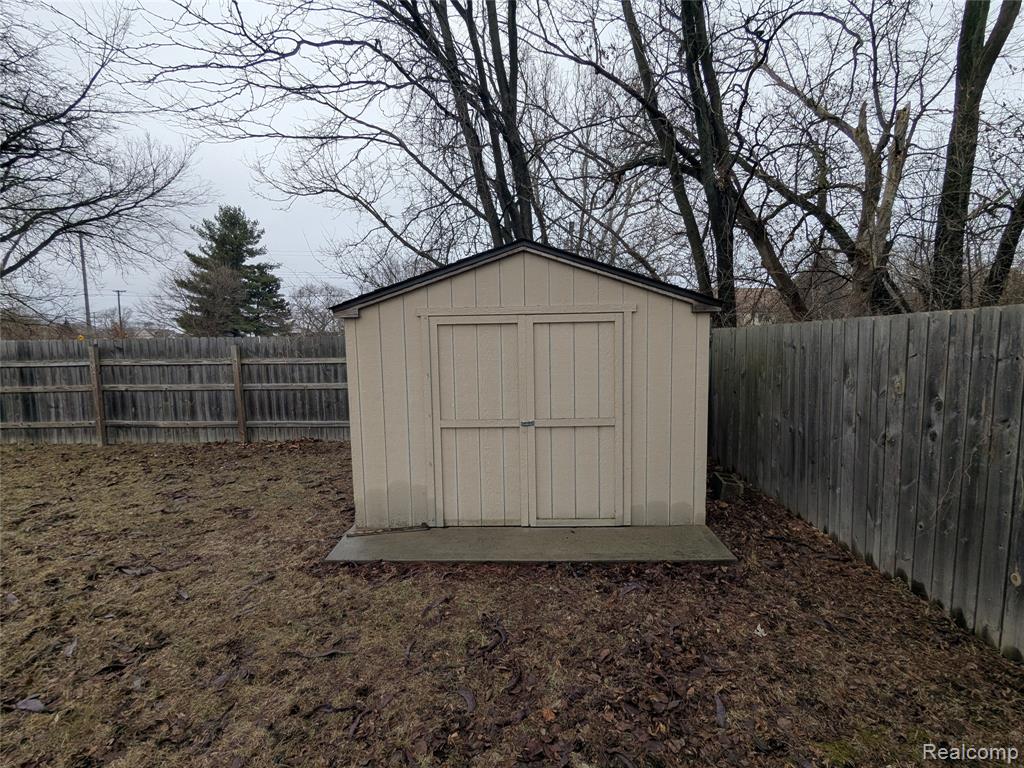 4115 Wayland Court, Inkster, MI 48141 — Photo 6