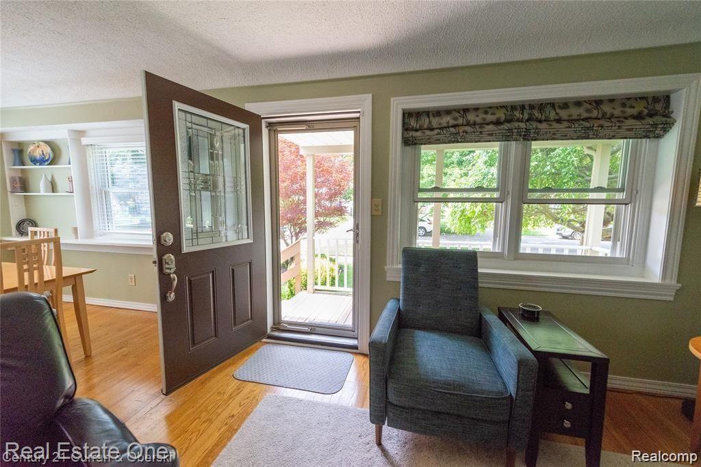 710 N VERMONT Avenue, Royal Oak, MI 48067 — Photo 3