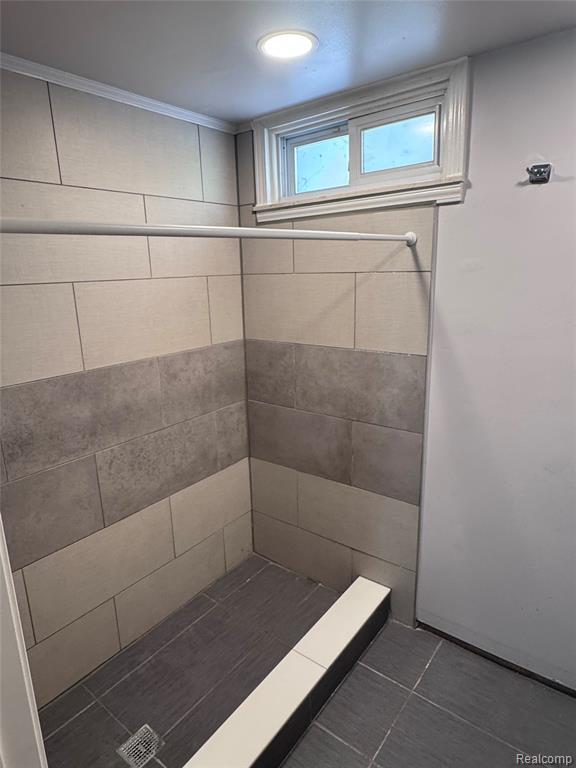 949 W FARNUM Avenue, Madison Heights, MI 48071 — Photo 15