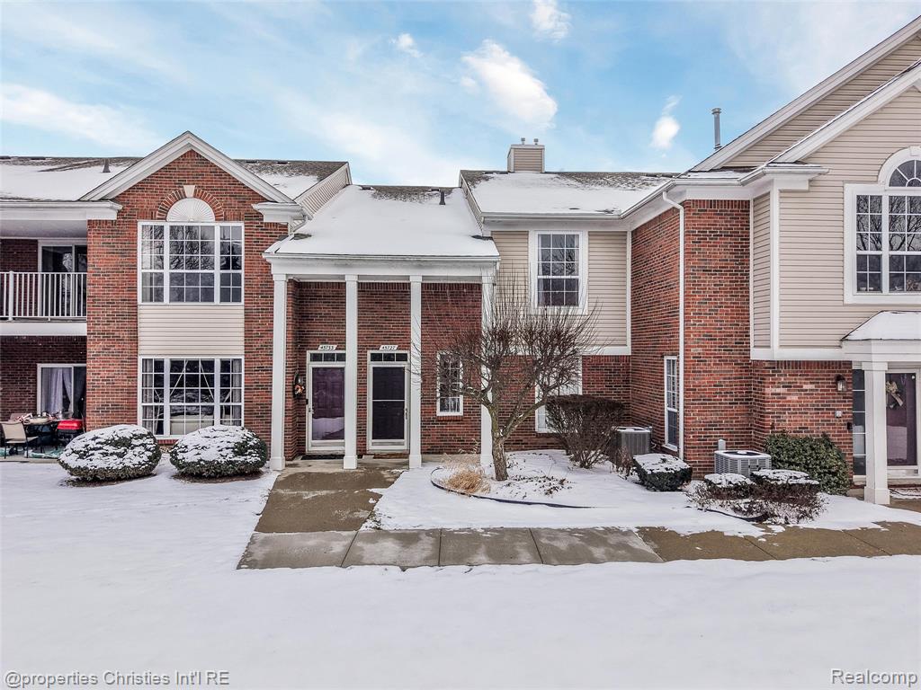 45727 Heather Ridge Drive, 224, Macomb, MI 48044 — front exterior