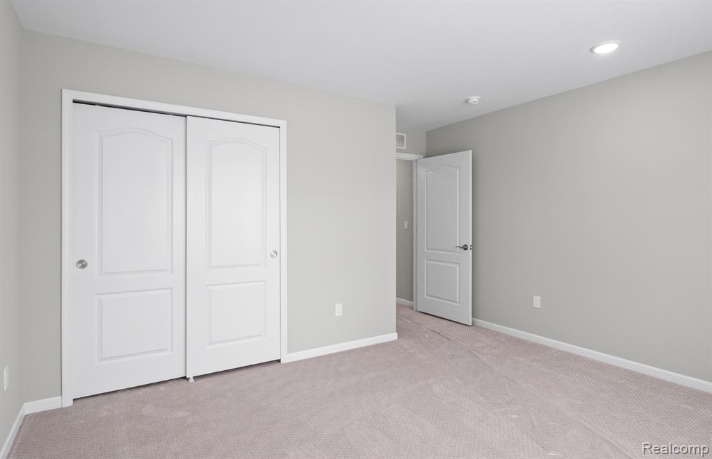 50696 Crusader Drive, Macomb, MI 48042 — Photo 12