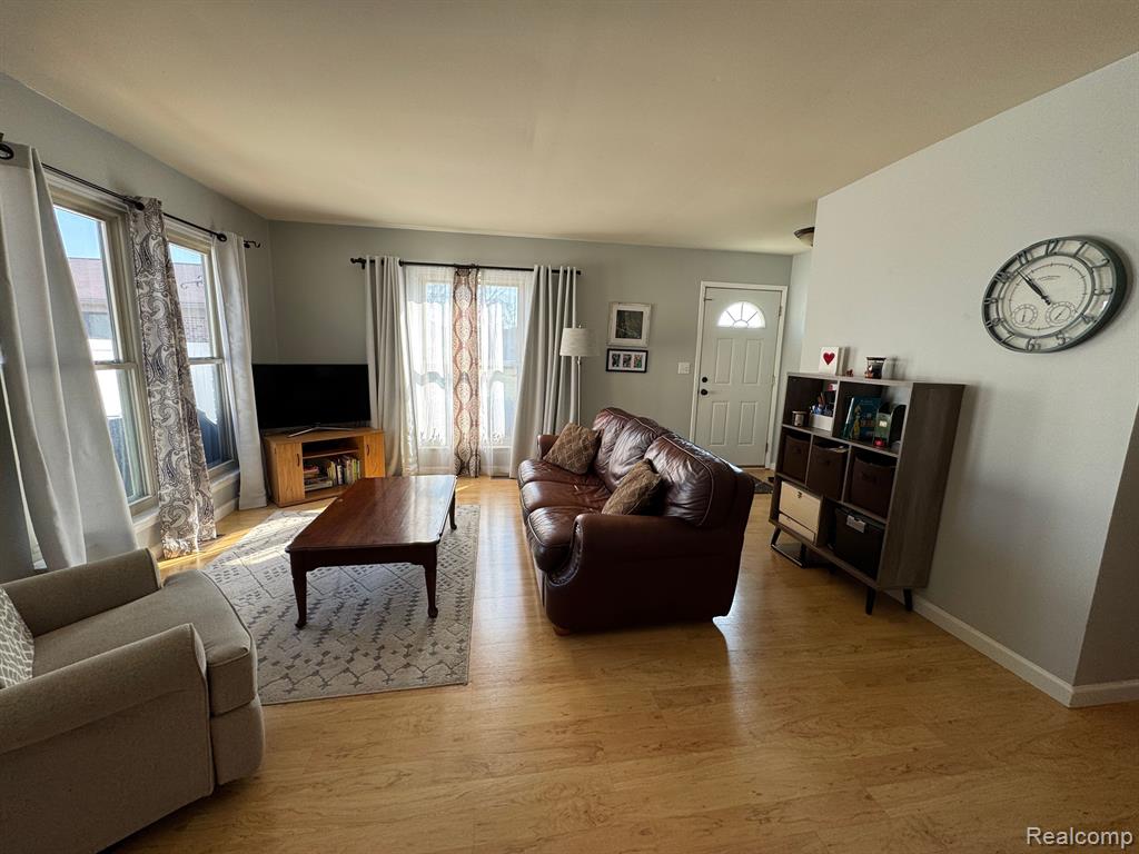 2774 Roundtree Drive, Troy, MI 48083 — Photo 7