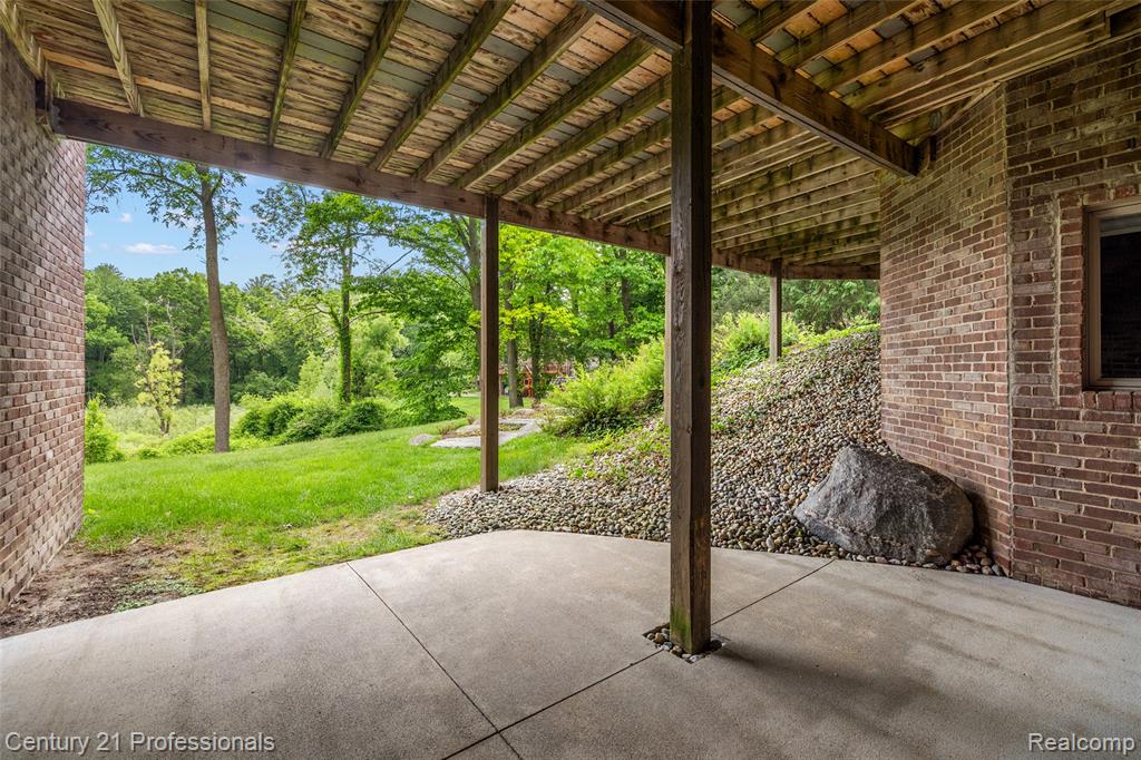 1181 Iroquois Trail, Oxford, MI 48371 — Photo 51