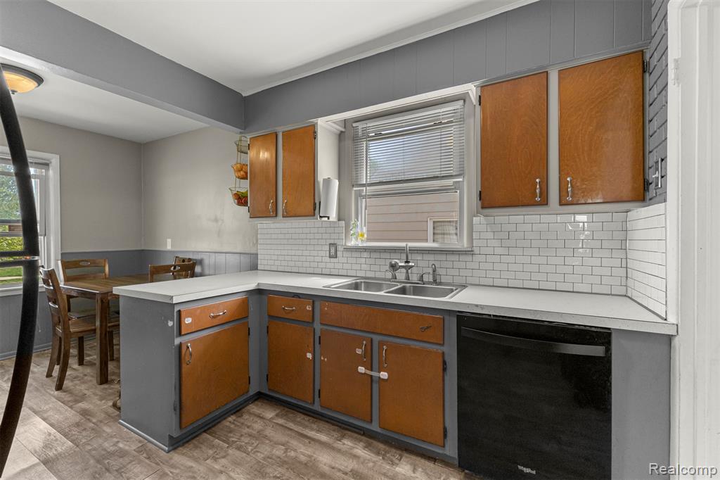 2119 White Avenue, Lincoln Park, MI 48146 — Photo 16