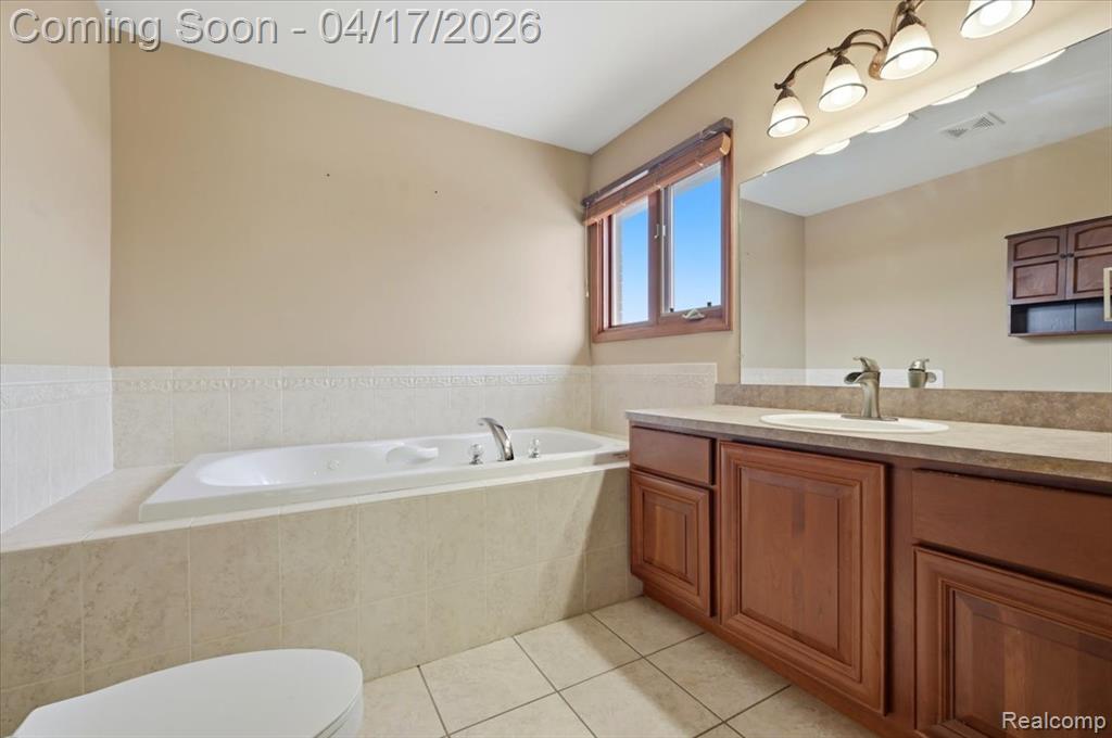 21797 Ambassador Drive, Macomb, MI 48044 — Photo 30
