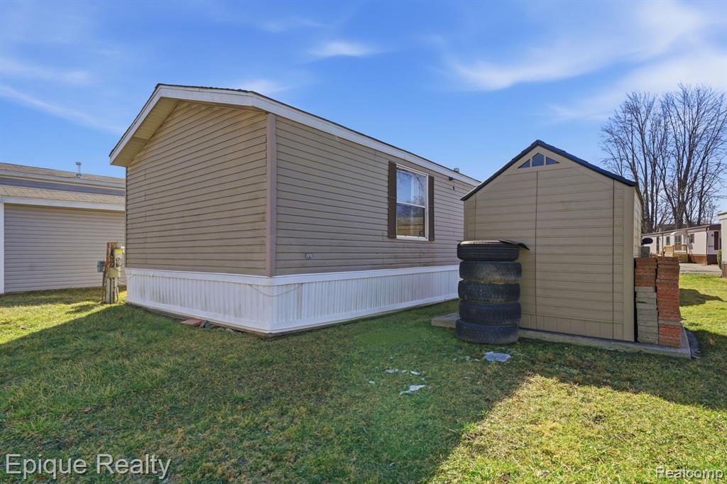 15317 Cartier Drive, Clinton Twp, MI 48038 — Photo 22