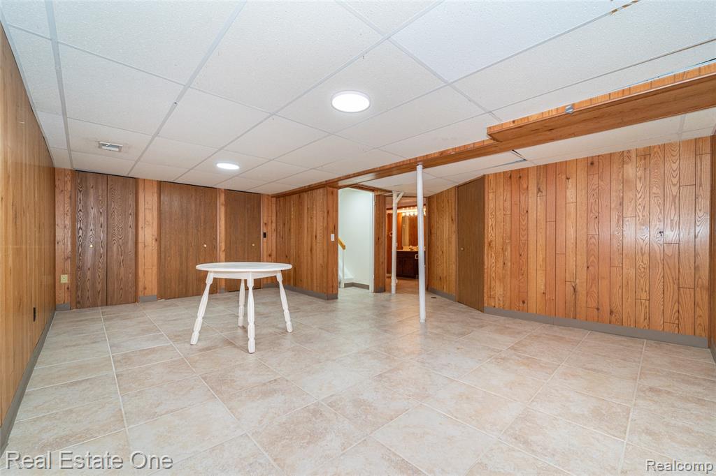 6250 Potomac Circle, West Bloomfield, MI — Photo 33