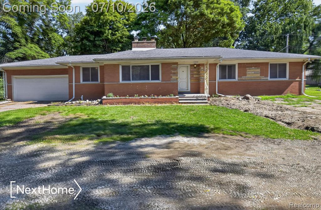 33950 Ecorse Road, Romulus, MI 48174