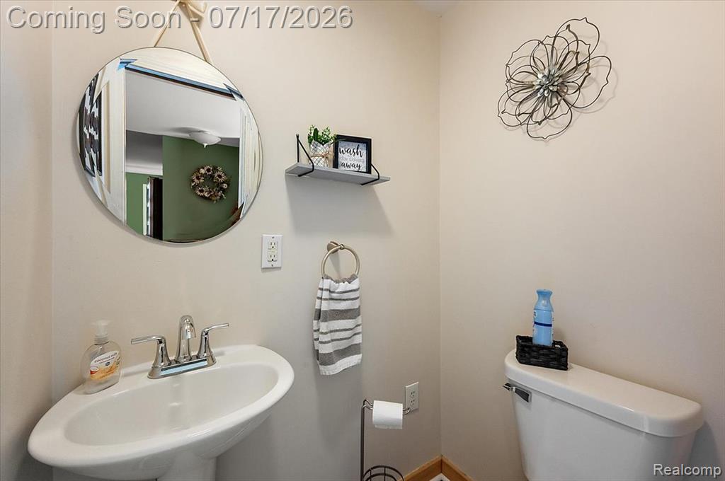 6925 Smiths Creek Road, MI — Photo 15
