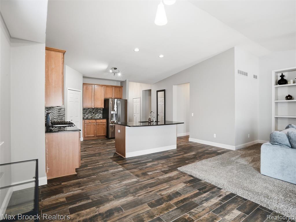 57103 Decora Park Boulevard, New Haven, MI 48048 — Photo 16
