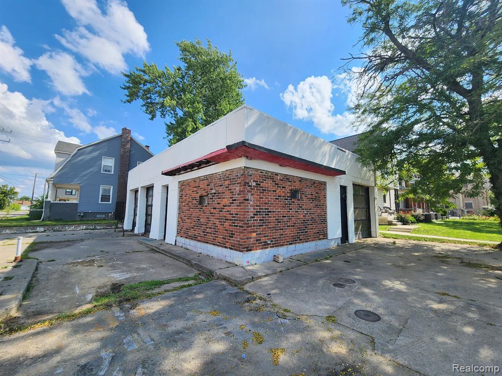 8041 John R Street, Detroit, MI 48202 — Photo 13