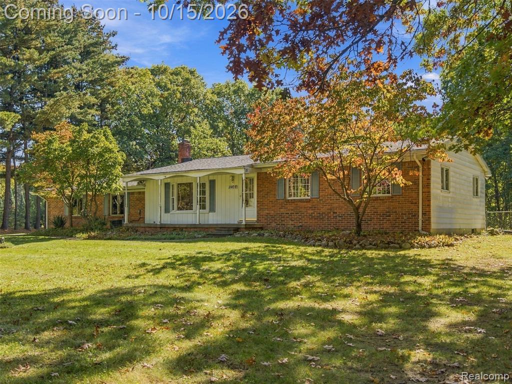 11428 White Lake Road, Fenton, MI 48430